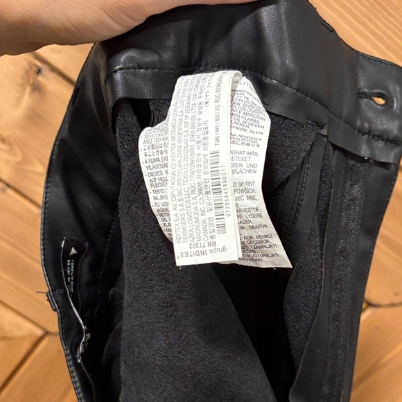 Zara Black Faux Leather Flare Pants XS - Picture 8 of 8
